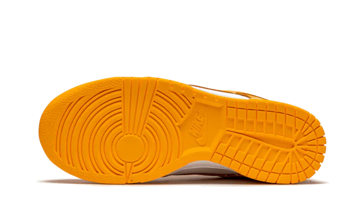 Nike Dunk Low Laser Orange (W)