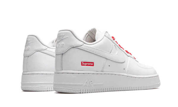 Nike Air Force 1 Low Supreme White