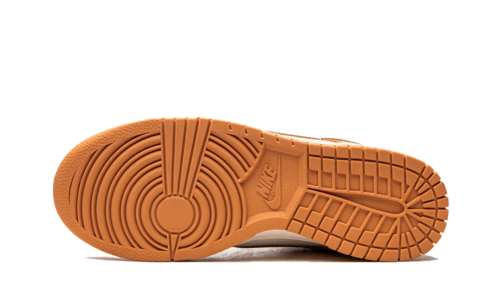 Nike Dunk Low Harvest Moon (W)