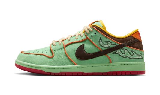 Nike SB Dunk Low Rodeo Tourmaline