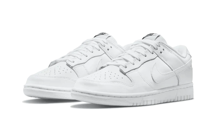 Nike SB Dunk Low Triple White