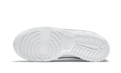 Nike SB Dunk Low Triple White